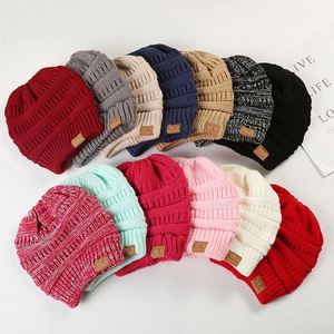 Gorro de lana para mujer, estilo coleta, para otoño e invierno, tejido, de color sólido, cálido, para invierno. - Product Image 1