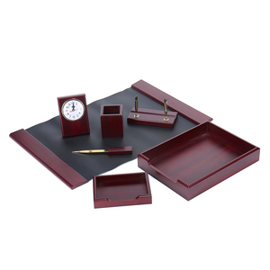7 pièces TOP qualité <span class=keywords><strong>bois</strong></span> ensemble de <span class=keywords><strong>bureau</strong></span> horloge de <span class=keywords><strong>bureau</strong></span> tapis Pad personnalisé accessoires de <span class=keywords><strong>bureau</strong></span> ensemble - Product Image 2