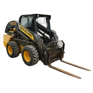 Cargadora Compacta de Orugas New Holland L225 2011 con Elevación Vertical ROC, Lista para Envío para Construcción Agrícola - Product Image 1