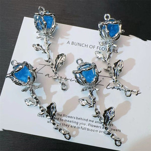 10 unids/bolsa colgante de Rosa pulsera DIY accesorios hechos a mano flor encanto - Product Image 2