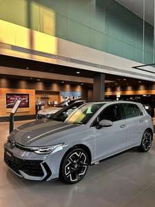 <span class=keywords><strong>Golf</strong></span> <span class=keywords><strong>8</strong></span>,5 2025 300TSI 300TSI Pro R-line 118kW R17 Cámara trasera Techo solar eléctrico Asientos de cuero Nuevo coche en venta <span class=keywords><strong>Golf</strong></span> <span class=keywords><strong>8</strong></span> Hybride - Product Image 4