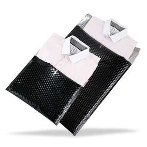 Biểu Tượng Tùy Chỉnh In Không Thấm Nước Tự Niêm Phong Poly Bưu Phẩm Màu Đen Bọc Bong Bóng Vận Chuyển Phong Bì - Product Image 4