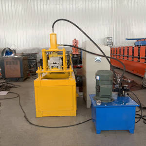 Máquina formadora de rollos de listón de techo automática de tecnología avanzada Bomba de motor de núcleo de perfil Omega para fabricación de canales de enrasado - Product Image 4