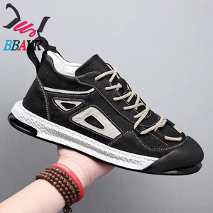 Chaussures de sport décontractées pour homme, respirantes, noires, de marque, personnalisées - Product Image 3