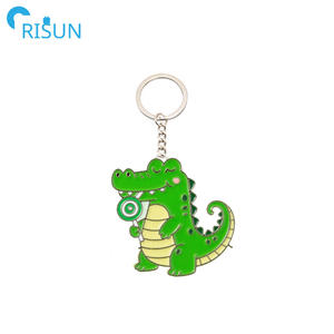 Vente en gros de chaîne crocodile crocodile émail animal porte-clés porte-clés croco sport capitaine surf gator logo personnalisé - Product Image 6