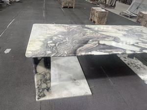 <span class=keywords><strong>Tavolo</strong></span> da Pranzo in Marmo Calacatta Viola Italiano, Piano Rettangolare in Pietra Naturale Massiccia e Gambe di Supporto in Pietra - Product Image 2
