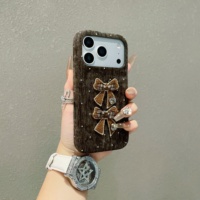 Coque de téléphone en velours tendance avec nœud pour iPhone 17 Pro Max, iPhone 16 Pro, iPhone 15, iPhone 14/13 – Collection Automne/Hiver