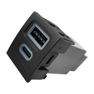 Cargador USB PD de Doble Puerto para Volkswagen Polo 2005, Carga Rápida, Negro, Entrada de 12 V - Product Image 2