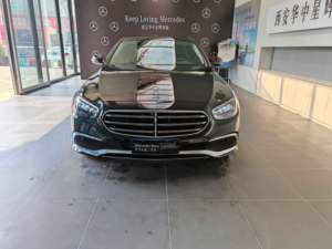 Acceptons les commandes personnalisées, <span class=keywords><strong>prix</strong></span> bas, voitures <span class=keywords><strong>d</strong></span>'occasion <span class=keywords><strong>Mercedes</strong></span>-Benz <span class=keywords><strong>Classe</strong></span> E 2021 Facelift E300L Fashion Edition, Benz E300L 2.0T Essence - Product Image 3