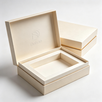 Dossiers en carton ondulé écologiques et recyclables avec logo personnalisé, doublure en éponge et fermeture magnétique pour l'emballage de chaussures et de vêtements