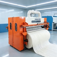Machine à carder pour la laine, les fibres de coton et le polyester, pour le peignage des textiles non tissés