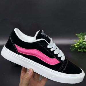 畅销男女通用跑步滑板鞋透气定制男鞋运动鞋 - Product Image 3