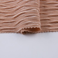 Nouveau produit, tissu froissé tendance, 100% polyester, style froissé, tissu plissé pour robes