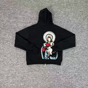 Ensemble veste à capuche en velours fin et pantalon Derschutze pour homme, avec logo brodé, style streetwear tendance et décontracté. - Product Image 6