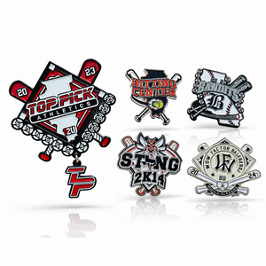 Pin de Solapa Personalizado con Logotipo de Club Deportivo, Pin de Solapa de Metal Esmaltado Suave Personalizado para Equipo, Pins Intercambiables de Béisbol Personalizados - Product Image 3