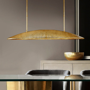 Lámpara de Araña Americana de Lujo Personalizada para Cocina o Isla de Cocina, Lámpara Colgante Lineal Grande de Latón y Cobre, Estilo Moderno - Product Image 2