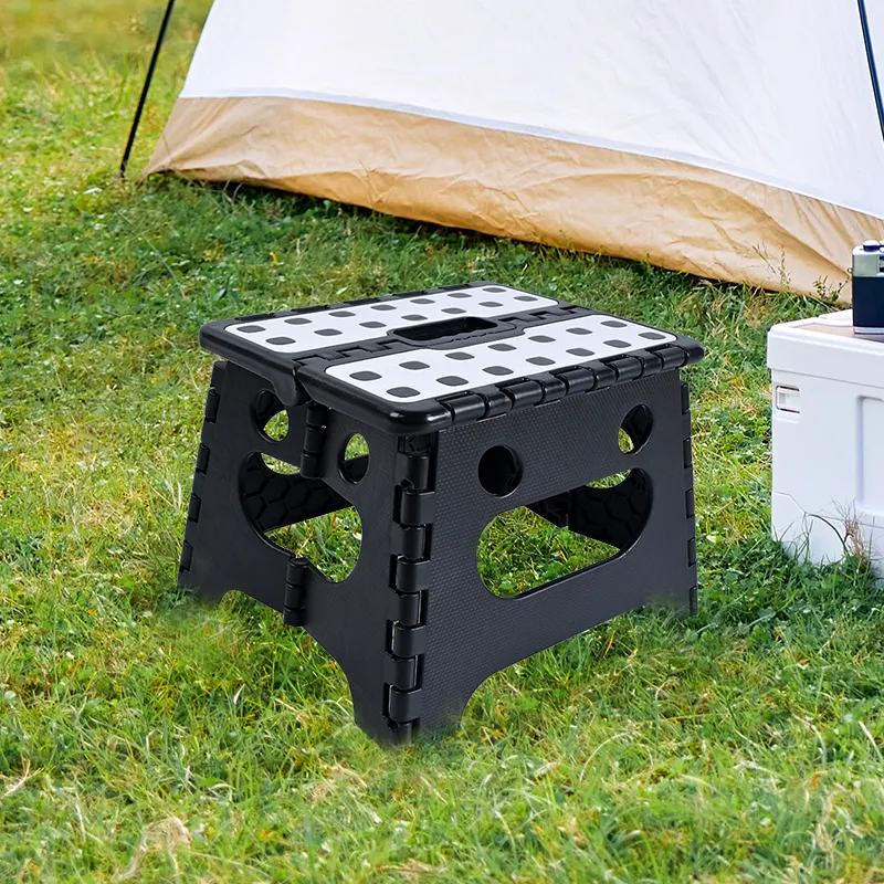Smile Folding Stool Portable Plastic Fishing Chair Lightweight Household Camping Stool