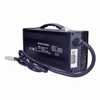 Chargeur de batterie 1200W 84V 11a 12a 13a 14a pour batterie lithium-ion de moto électrique 20S 72V 74V Chargeur intelligent