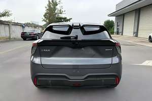 2023 MG4 EV 437 自由版 自动左舵 深色真皮座椅 R17 轮胎 电动轿车 - Product Image 2