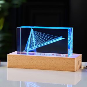 Op maat gemaakte duurzame UV-geprinte kristallen trofee met 3D lasergravure, zakelijk cadeau voor bedrijven, sport, medewerkers, projectafwerking, bedrijven - Product Image 1