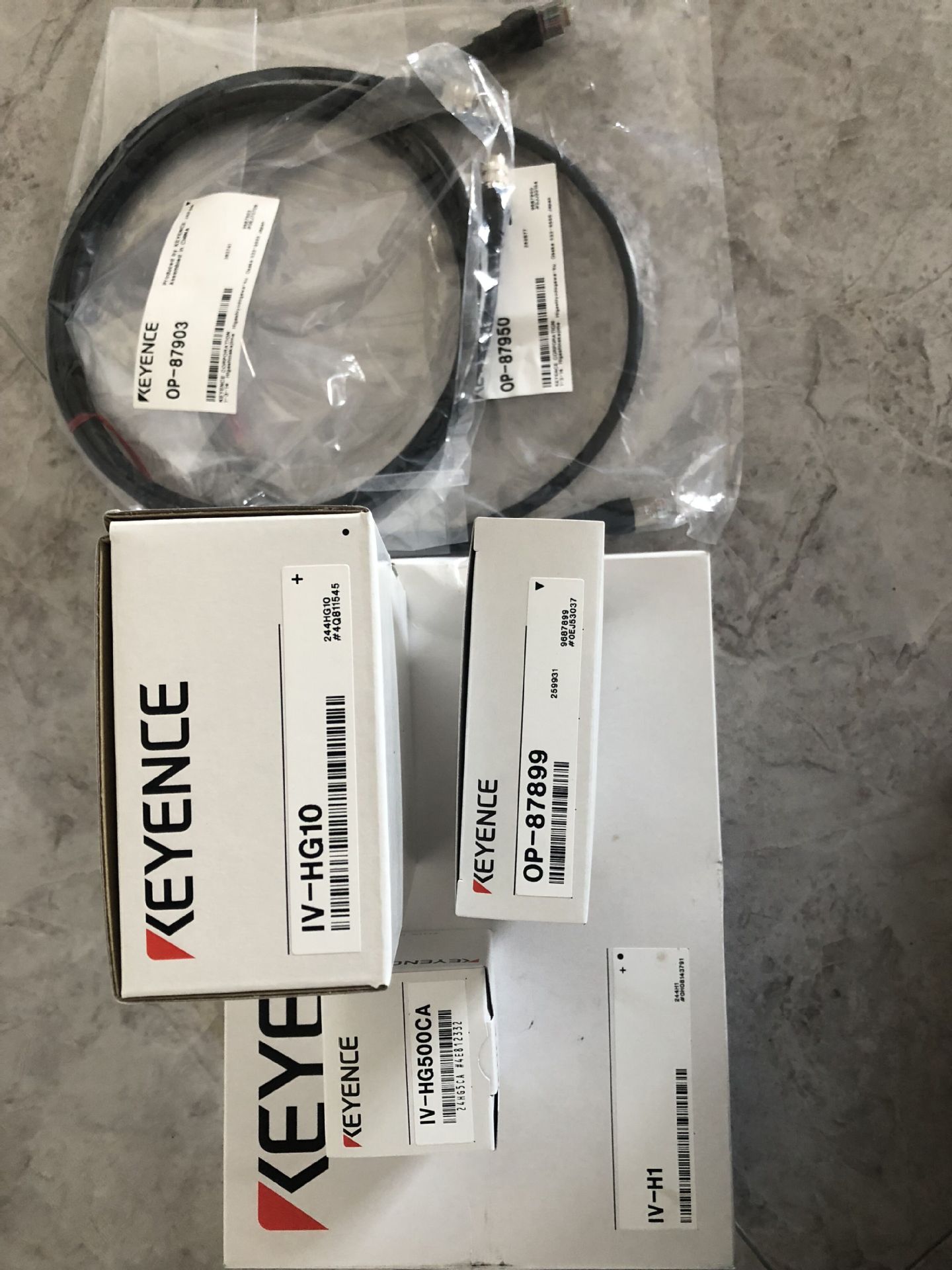 Keyence IV2-G500MA AI Vision Sensor for Guided Robotics
