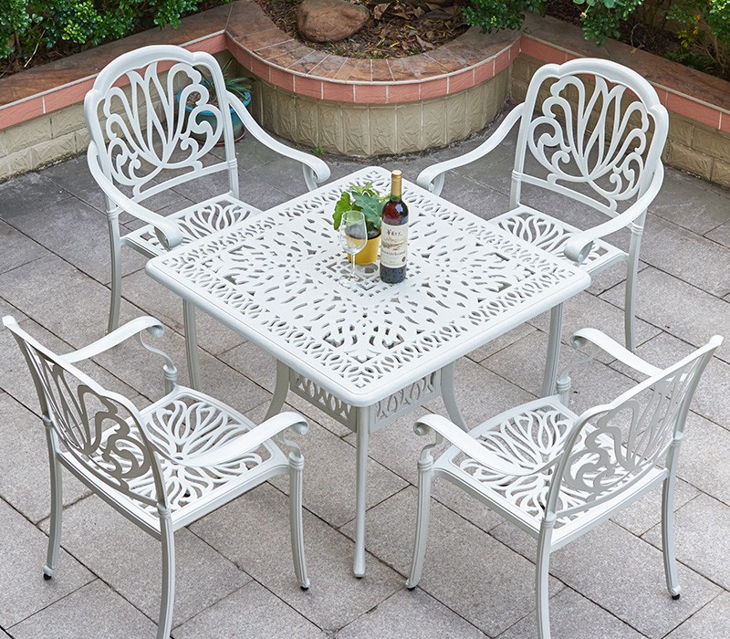 4 Sillas ELI + Mesa Cuadrada ELI de 90CM