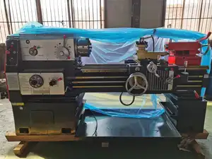 China Hot Sale Customized Manual Lathe Machine 2000mm Heavy Duty Horizontal Lathe Machine Metal Turing Mechanical Lathe