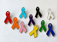 Broches personnalisées pour la sensibilisation au cancer du sein, rubans rouge, jaune, vert, noir, bleu, violet, rose, blanc