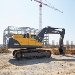 Excavadora EC360BL de Segunda Mano en Buen Estado, Válvulas Hidráulicas Kawasaki, Peso Operativo de 38 Toneladas, Capacidad de Cucharón de 3m - Product Image 1