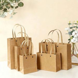 Bolsa de Papel Mini Personalizada, Blanca, Marrón, Kraft, Económica, para Regalos y Compras, con su Propio Logotipo, para Uso en Carteras - Product Image 6