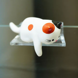 공장 가격 일본 스타일 고양이 소리 장식품 플라스틱 어항 장식물 고양이 애호가를 위한 물 튀는 장식 - Product Image 6