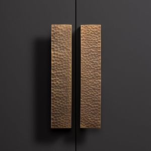 มือจับประตูงานฝีมือโลหะสไตล์โบราณ ดีไซน์หรูหรา สำหรับใช้กับประตู โดยผู้ส่งออก - Product Image 2