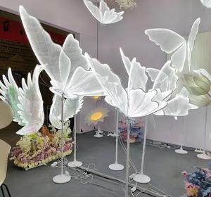 Decorazioni Farfalla Luminose da Appendere per Matrimonio Oro Bianco Grande Illuminazione a Farfalla per Sfondo <span class=keywords><strong>di</strong></span> Nozze - Product Image 1