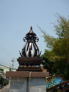 Lampe de portail en fer couleur cuivre noir, style éclairage en polycarbonate 5 mm, application pour portail à colonnes 300x300x800mm, du Vietnam - Product Image 6