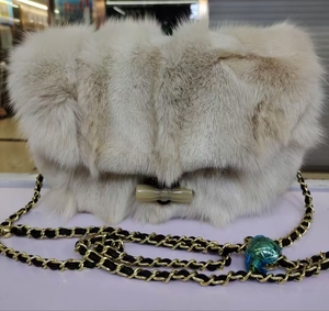 Borsa a Tracolla in Pelliccia di Volpe Delicata sulla Pelle per Signore, Vendita <span class=keywords><strong>Online</strong></span> - Product Image 1