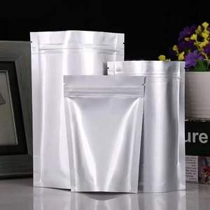 Mylar Gümüş Renkli Tekrar Kapatılabilir Kilitli Gıda Sınıfı Su Geçirmez Nem Geçirmez Salata Saklama Doypack Poşetleri Ayakta Duran Saf Süt Evcil Hayvan Maması - Product Image 1