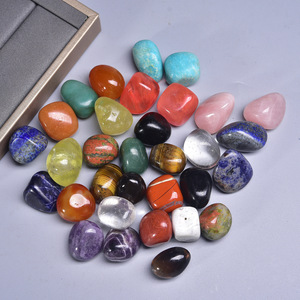 Натуральные полированные обесмагничивающиеся галтованные камни: белый кристалл, розовый кристалл, красная яшма, лазурит, синий камень, обсидиан - Product Image 2