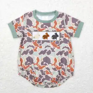 Bonito infantil manga curta camo coelho bordado bodysuit bebê Páscoa playwear boutique roupas crianças roupas