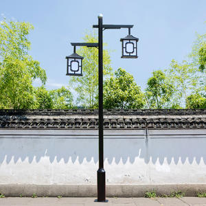 Farola Solar LED de Alta Potencia con Aluminio Integrado y Vidrio Templado, IP68, CRI95, Garantía de 10 Años para Uso en Exteriores y Paisajismo - Product Image 3