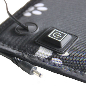 Sıcak satış <span class=keywords><strong>Pet</strong></span> ürünleri elektrikli <span class=keywords><strong>Pet</strong></span> isıtma pedi emniyet ısıtmalı <span class=keywords><strong>Mat</strong></span> köpekler ve kediler için kapalı ve açık kullanım için kış - Product Image 6