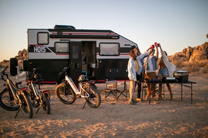 <span class=keywords><strong>Autocaravana</strong></span> de Lujo 4x4 al Mejor Precio, Remolque de Viaje Todoterreno para Acampar, con Toldo Eléctrico de 3 m, Baño Independiente - Product Image 3