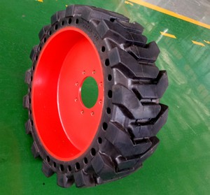 ยางรถตักล้อยางแบบตัน 33X6-11 - Product Image 5