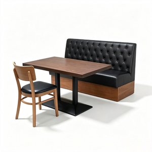 Set di Arredamento per Ristoranti: Sedie in Legno Massello, Tavoli con Base in Metallo per Caffè, Bistrot, Hotel e Uso Commerciale - Product Image 1