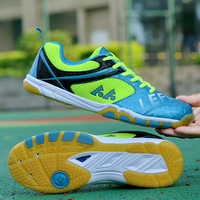 Chaussures de sport pour hommes en gros, fabriquées en usine, à semelle extérieure respirante en EVA et caoutchouc, à lacets, durables, pour le tennis de table, le badminton et le paddle