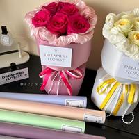 Papier d'emballage floral de luxe en satin de soie texturé, imperméable, en rouleau, pour bouquets, en pâte vierge enduite, pour cadeaux