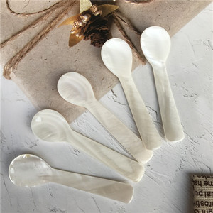 Cuillère de service artisanale en nacre de style européen de luxe, cuillère à caviar, à glace et à beurre haut de gamme, vaisselle élégante - Product Image 3
