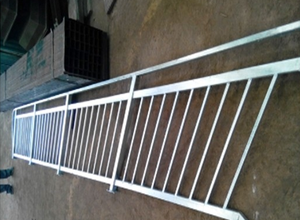 Rampe de balcon en acier inoxydable, design de <span class=keywords><strong>garde</strong></span>-<span class=keywords><strong>corps</strong></span> métallique pour escaliers - Product Image 6