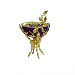 Quemador Oud de incienso de forma redonda de diseño antiguo con soporte de diseño de hojas Quemador Bakhoor Oud de primera calidad a granel - Product Image 1