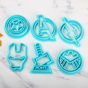 6 unids/set creativo galletas cortador sello portátil <span class=keywords><strong>vengadores</strong></span> Galleta de azúcar decoración DIY niños de suministros de cocina - Product Image 5