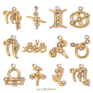 Amuletos del Zodiaco con Cristales de Circonia Cúbica |   Colgante de Acero Inoxidable con Baño de Oro PVD de 18K y Zirconia, Signo del Zodíaco, Venta al por Mayor a Granel |   Resistente al agua y sin deslustre - Product Image 2